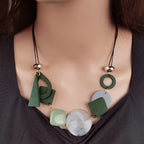 Ασύμμετρο Κολιέ με Μενταγιόν σε Μποέμ Στυλ γκρι