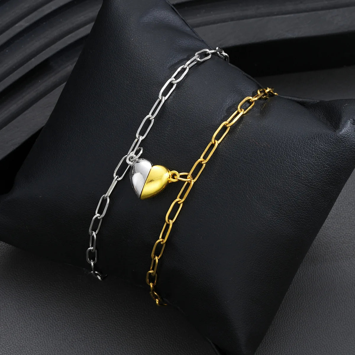 Σετ με 2 Βραχιόλια Μισή Καρδιά για Ζευγάρι