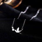 Κολιέ με μενταγιόν περιστέρι